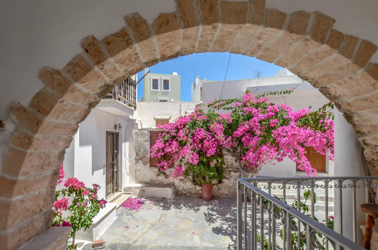 Honey & Cinnamon Luxury Suite Naxos City المظهر الخارجي الصورة